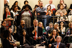 Chancellor Kent Syverud addressed faculty, students and administrators on Wednesday at a University Senate meeting in Maxwell Auditorium.