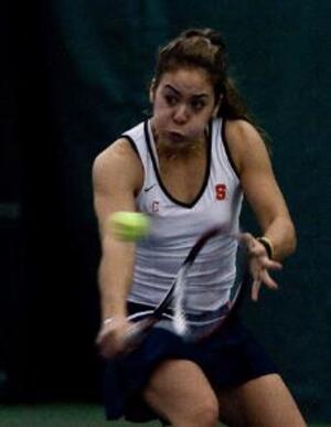 Simone Kalhorn owns a 7-4 in singles play this season for the Syracuse tennis team.  