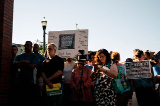 In the crowd, there was a handful of children, accompanied by adults, rallying as well. 