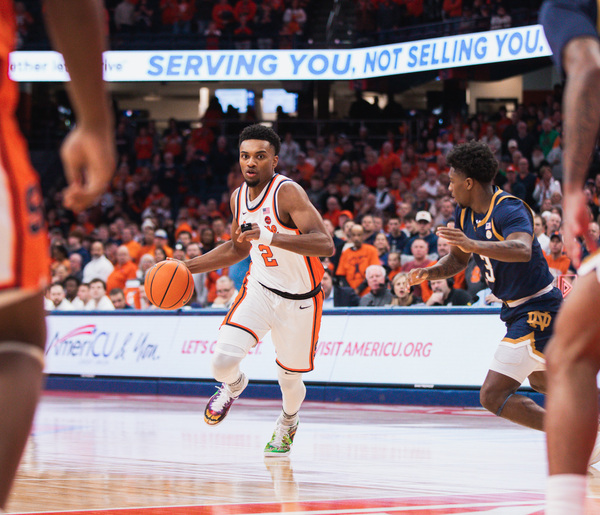 Syracuse storms back from 17-point deficit to defeat Notre Dame 77-69